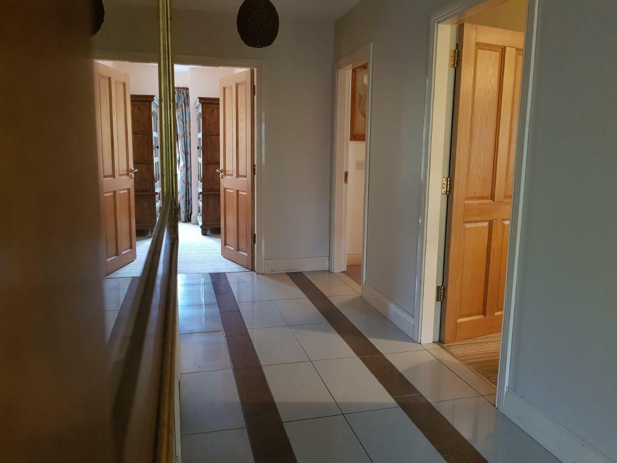 Ethan House Killarney Exterior photo